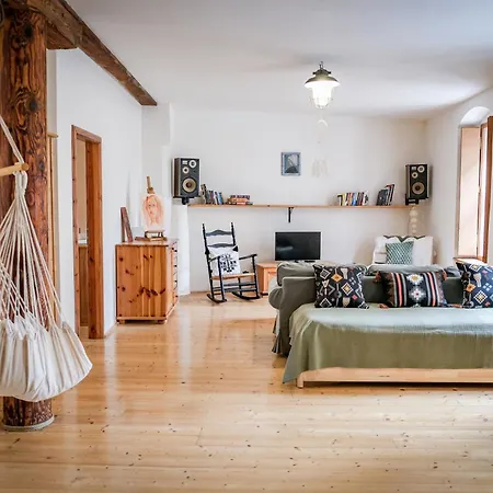 Art Loft Uzka - Boho & Chill شقة *